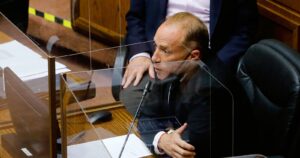 Senador Keitel y quinto retiro: 
