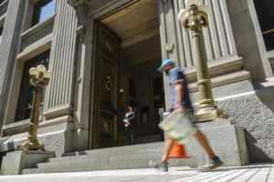 Banco Central proyecta baja en el crecimiento en 2022 y posible contracción en 2023