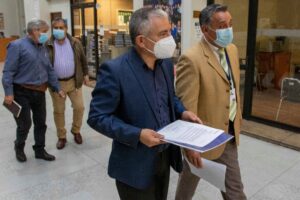 Colegio de Profesores pide flexibilizar la jornada completa durante todo el primer semestre