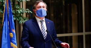 Diputados UDI denunciarán a La Red por entrevista a vocero de la CAM