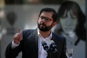 Boric espera que el PC y el resto del oficialismo no apoyen el quinto retiro