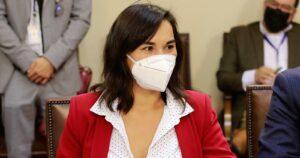 Siches acusa que avión con migrantes expulsados volvió con todos sus pasajeros durante Gobierno de Piñera