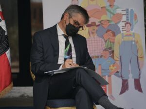 Marcel descarta que plan Chile Apoya surja por tramitación de quinto retiro