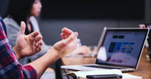 Xepelin y Crehana se unen para brindar educación financiera gratuita a las pymes de Chile