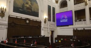 Comisión de la Convención aprueba derecho a migrar libremente a Chile