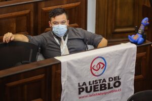 La Lista del Pueblo desaparece de la Convención Constitucional tras renuncia de Cristóbal Andrade