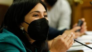 Diputada Cariola responde a Jadue por crítica al proyecto de retiro del Gobierno: 