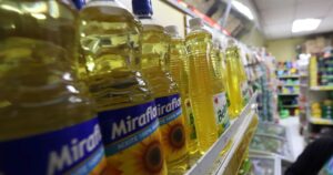 DC pide a la Fiscalía Nacional Económica indagar eventual colusión en precio del aceite