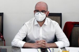 Jackson reconoce que quinto retiro del gobierno fue 