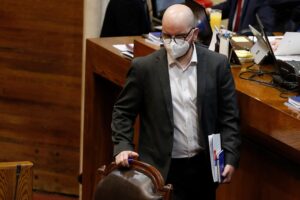 Jackson se desentiende de rechazo a retiro del gobierno: 