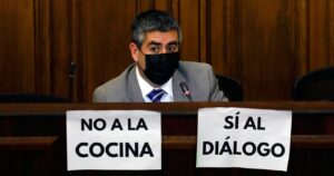 Convencional RN asegura que al declarar el agua como un bien inapropiable no se podrán vender helados de agua