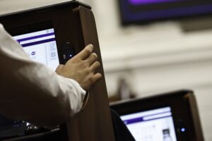 Convención aprueba derecho a la educación, pero envía a comisión normas sobre libertad de enseñanza