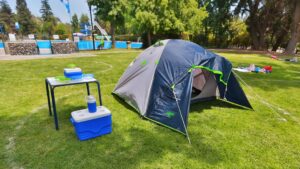 Los accesorios que no pueden faltar para acampar en familia