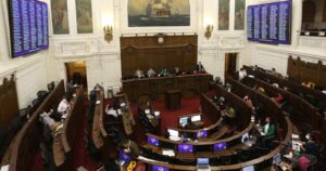 Rechazo de informe de Medio Ambiente genera funa de ecoconstituyentes a quienes votaron en contra