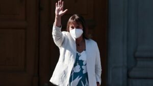 Ministra Jeanette Vega vuelve a complicar al Gobierno tras reflotar concepto de “Wallmapu”