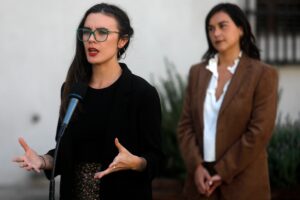 Gobierno responde a Domínguez y asegura que inexpropiabilidad no afecta lo redactado por la Convención