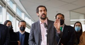 Ministerio de Economía acuerda subsidio de $22.000 para implementar alza del sueldo mínimo en pymes