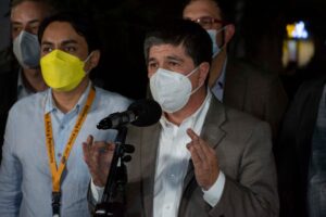 Subsecretario Monsalve asegura que hoy entregarán una respuesta a trabajadores forestales