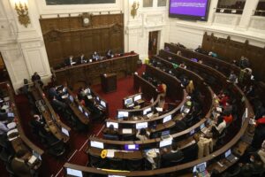 Rechazo a nueva Constitución supera al Apruebo por quinta semana consecutiva