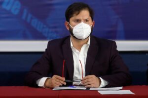 Presidente Boric: condonación del CAE irá 