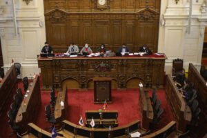 Encuesta Data Influye: Rechazo sube ocho puntos y supera al Apruebo