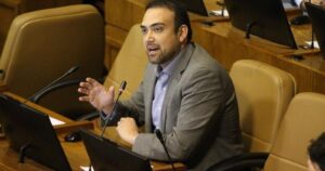 Senador Bianchi presenta proyecto para evitar reparto de utilidades de AFP en caso de pérdidas