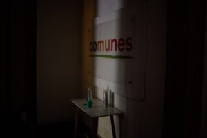 Militantes de Comunes denuncian supuestas irregularidades en elecciones internas