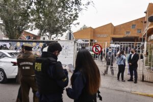 Balacera dejó un muerto en las afueras de Cesfam de la población La Victoria