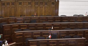 Encuesta Black&White: revisa en extenso la edición de mayo centrada en la Convención Constitucional