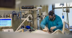 Minsal advierte brote infeccioso en productos antisépticos y realización de cirugías programadas queda en entredicho