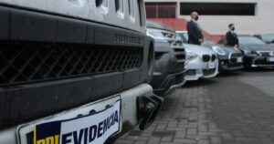 Operación Varsovia de la PDI culmina con 31 detenidos por robo de autos