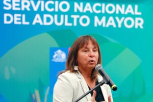 Ministra Vega pidió a funcionarios 