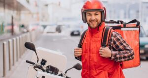 Gliber App: la primera app que mejora las condiciones laborales de los delivery en Chile