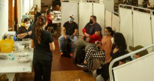 Minsal reporta 5.443 nuevos casos de Covid-19 y una positividad del 8,7%