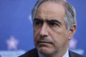 Francisco Chahuán, presidente de RN, dio positivo por COVID-19