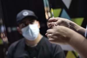 Estas son las 33 comunas que cambian de fase este jueves 26 de mayo