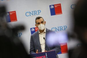 Minsal defiende estrategia tras alza de casos: 