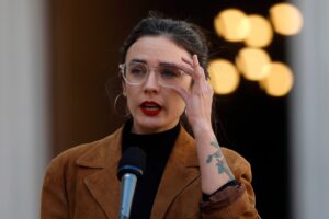 Ministra Vallejo responde a denuncia por intervencionismo: 