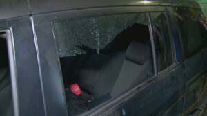 Equipo de TVN sufrió violento intento de encerrona en Providencia