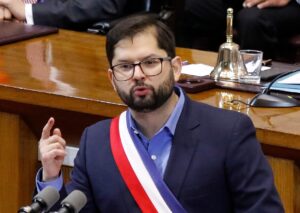 Boric agradeció labor de Fuerzas Armadas en la Macrozona Sur: 