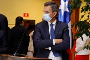 Gonzalo de la Carrera fue acusado de golpear a Daniel Manouchehri en una comisión