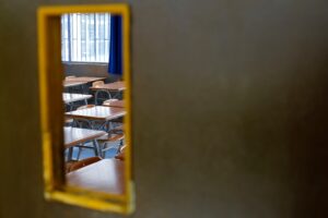 Detienen a escolar acusado de violar a compañera en colegio de Peñalolén