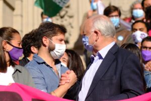 Boric envía carta al PC por sus 110 años: 