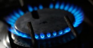 FNE acusa falta de regulación en mercado del GNL y gas licuado y aclara que 