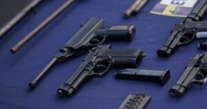 Corte Suprema toma distancia de anuncio de Boric de limitar tenencia de armas: 