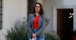 Camila Vallejo responde a ex líder de la CAM: 