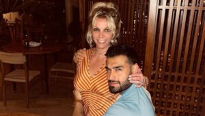 De la irrupción de su ex al beso con Madonna: lo que se sabe del matrimonio de Britney Spears y Sam Asghari