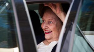 Enfermera de Lucía Hiriart demandó a la familia Pinochet y exige más de $59 millones