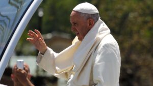 Papa declara la “tercera guerra mundial” y afirma que fue “provocada”