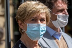 Dura derrota para concejales opositores a Evelyn Matthei: Contraloría no detectó irregularidades en “infiltración de marchas”